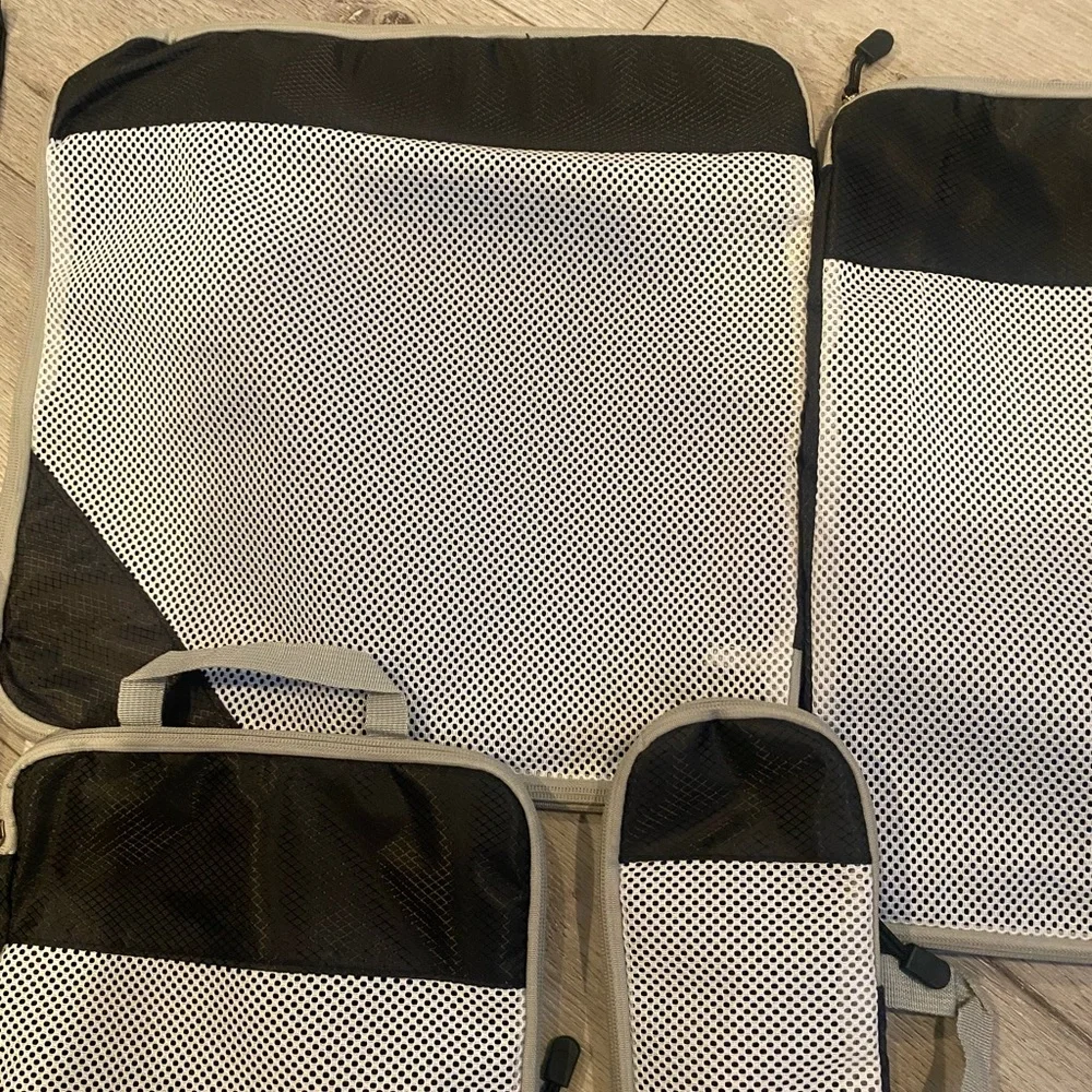 Black and White Garment Bags Set